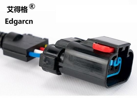 カスタマイズされた色で成形された自動車Pvc Gpsケーブルコネクタ